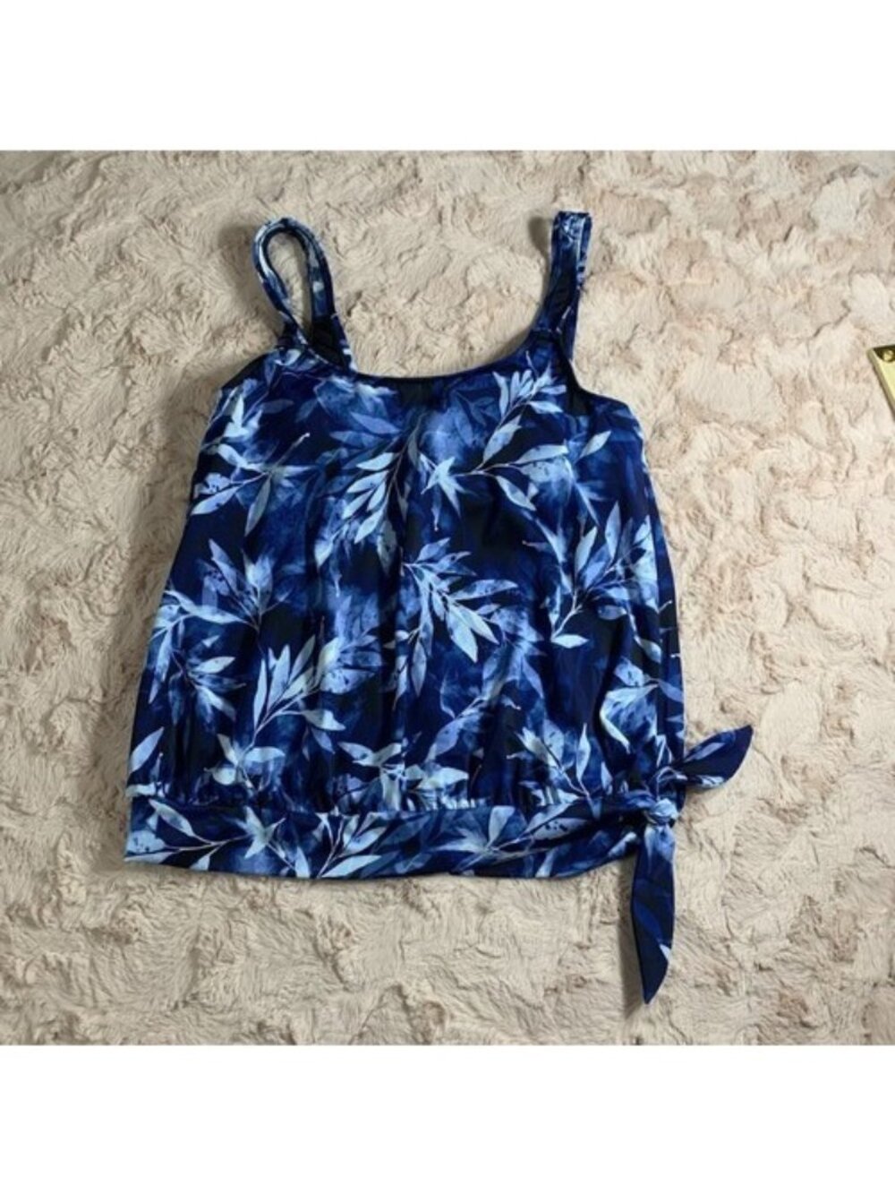Rose Marie Reid Tankini Top Women Size 10 Navy Blue White Leaf Motif Padded Tie